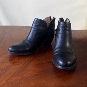 Sofft Black Leather Ankle Booties